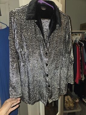 Leopard Crushed Velour Pajama Set